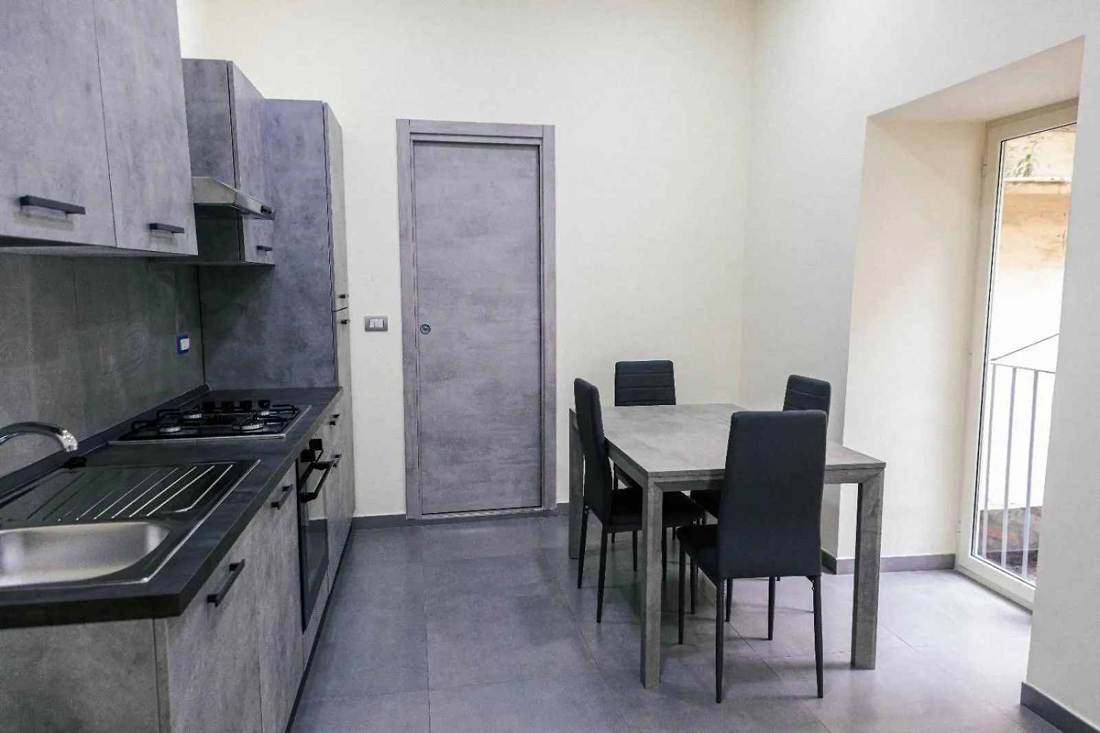 Principe Toto Apartment Naples